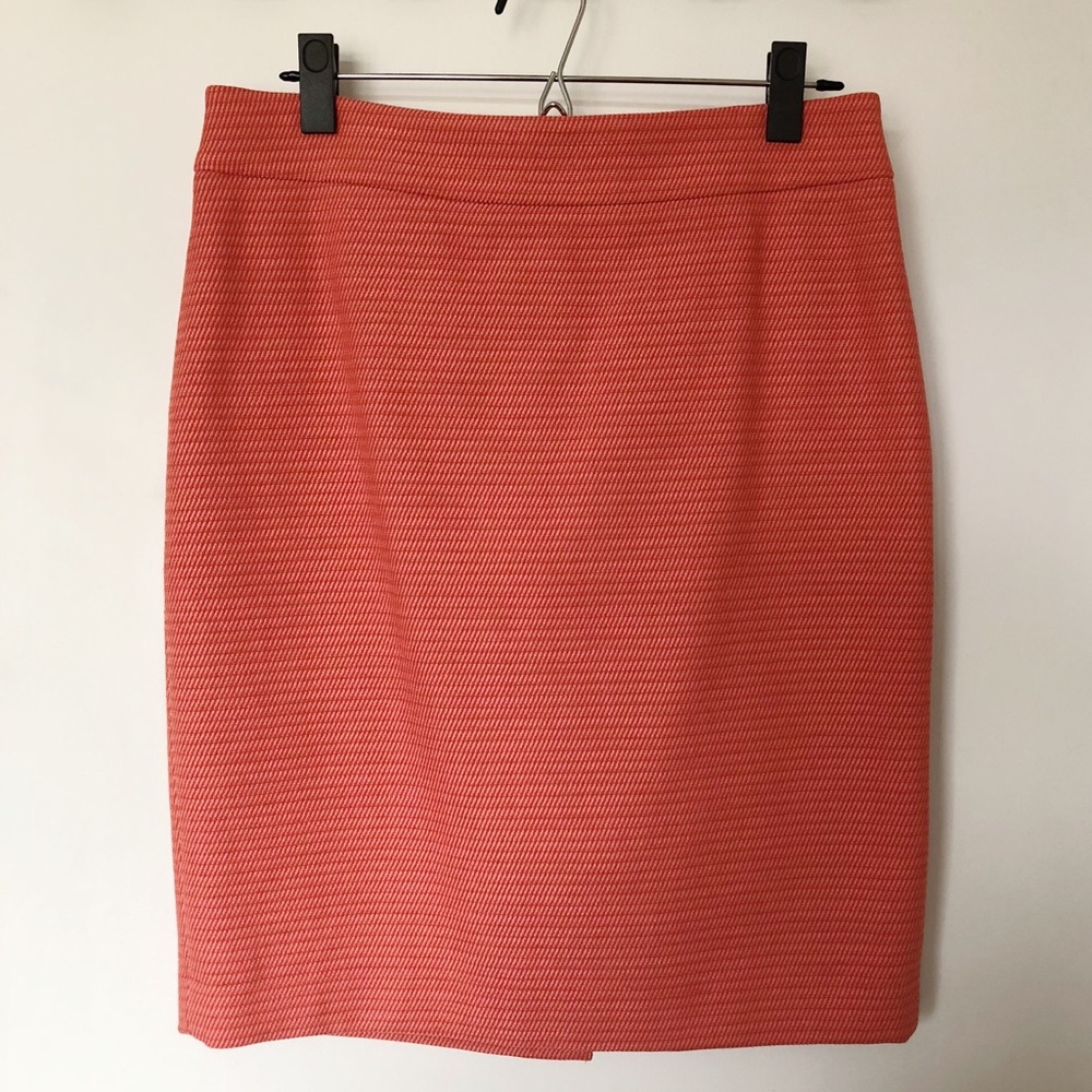 Ann Taylor Coral Pencil Skirt- Like New!